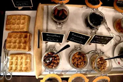 Nourriture dans l'hôtel ou à proximité