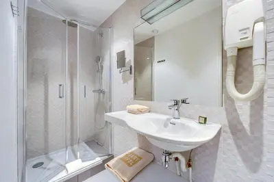 Salle de bains dans l'établissement Passy Eiffel