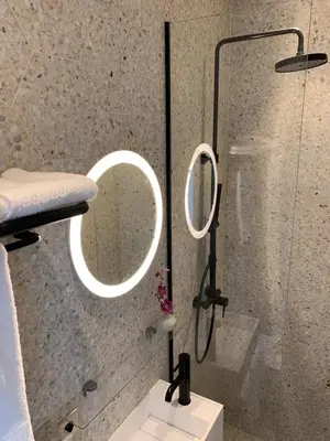 Salle de bains dans l'établissement PARIS RIVOLI NOTRE DAME Chambre d'Hôtes Studio Private