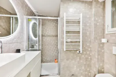 Salle de bains dans l'établissement BASTILLE/LE MARAIS-LUXURIOUS 3 rooms flat