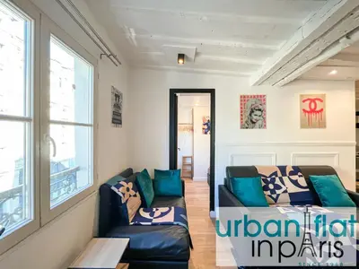 Coin salon dans l'établissement 100 - Luxury 2 Bedroom - Beaubourg Marais