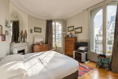 Un ou plusieurs lits dans un hébergement de l'établissement Veeve - Haussmann Beauty in the 6th