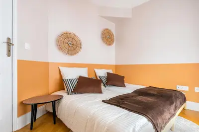 Un ou plusieurs lits dans un hébergement de l'établissement Palais des congrès , 4 bedrooms