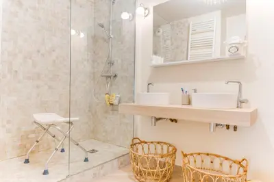 Salle de bains dans l'établissement Palais des congrès , 4 bedrooms