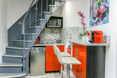 Cuisine ou kitchenette dans l'établissement 25 - Fun Duplex in Montorgueil