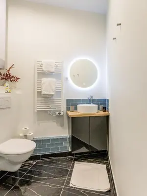 Salle de bains dans l'établissement Appartement Panthéon - Feuillantines