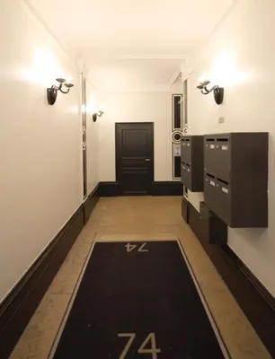 Cuisine ou kitchenette dans l'établissement Apartments Paris Centre - At Home Hotel