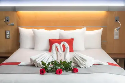 Un ou plusieurs lits dans un hébergement de l'établissement Holiday Inn Express Paris-Canal De La Villette by IHG