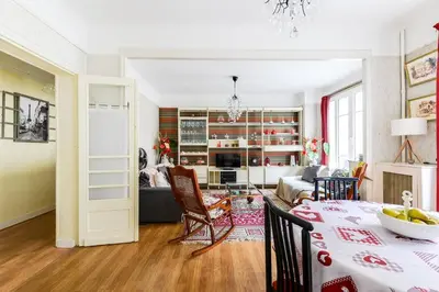 Coin salon dans l'établissement GuestReady - Bel Apt à 5 minutes de Chinatown