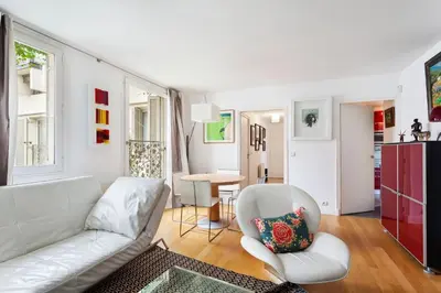 Coin salon dans l'établissement GuestReady - Spacious apartment in the heart of the Marais