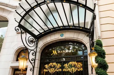 Façade ou entrée de l'établissement Paris Marriott Champs Elysees Hotel