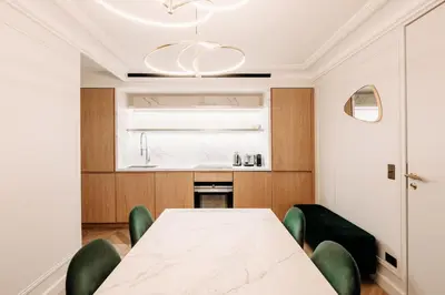 Un ou plusieurs lits dans un hébergement de l'établissement HIGHSTAY - Luxury Serviced Apartments - Louvre-Rivoli