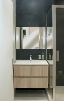 Salle de bains dans l'établissement Apart 1 opera · Modern studio fully furnished