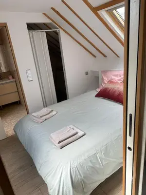 Un ou plusieurs lits dans un hébergement de l'établissement Apart 1 opera · Modern studio fully furnished
