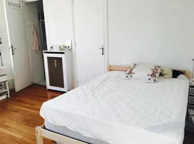 Un ou plusieurs lits dans un hébergement de l'établissement Best located flat in Saint-Germain-des-Prés