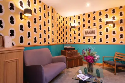 Coin salon dans l'établissement Hôtel Helzear Champs-Elysées by Esteem
