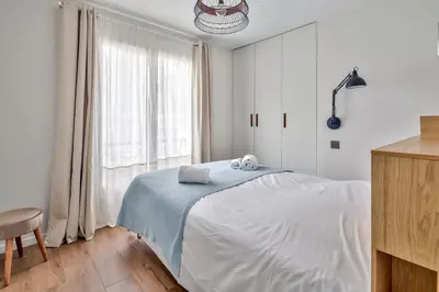 Un ou plusieurs lits dans un hébergement de l'établissement Splendid 3 bdrs Flat in a Prime Location of Paris
