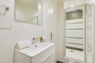Salle de bains dans l'établissement Sweett - Saint Lazare