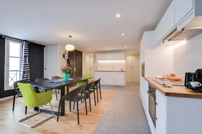 Cuisine ou kitchenette dans l'établissement Sweett - Saint Lazare