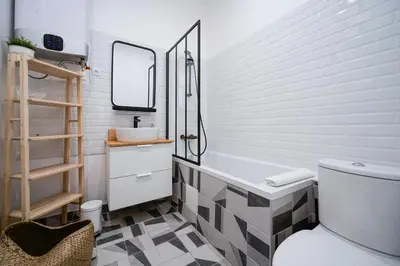 Salle de bains dans l'établissement Parisuites Central Canal Saint Martin Design & Luxe & Cosy