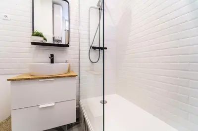 Salle de bains dans l'établissement Parisuites Central Canal Saint Martin Chic & Design & Cosy