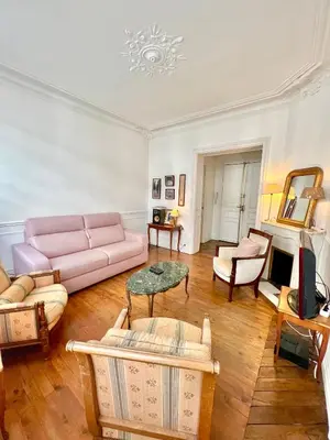 Coin salon dans l'établissement BASSANO