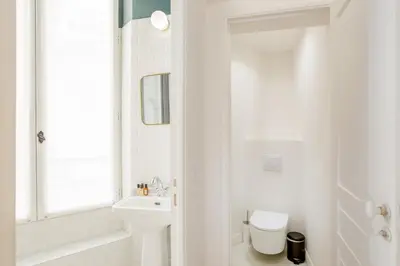 Salle de bains dans l'établissement Habitat Parisien - 1BR-1BA - Bourse Montorgueil