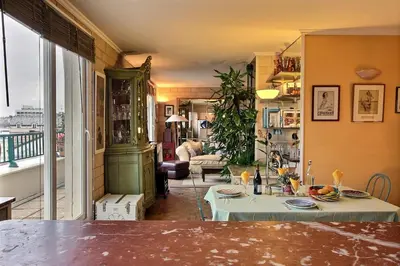 Coin salon dans l'établissement 213367 - Appartement 6 personnes à Paris
