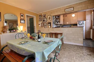 Cuisine ou kitchenette dans l'établissement 213367 - Appartement 6 personnes à Paris
