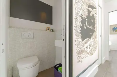 Salle de bains dans l'établissement 502254 - Spacious duplex apartment for 12 people near Les Halles