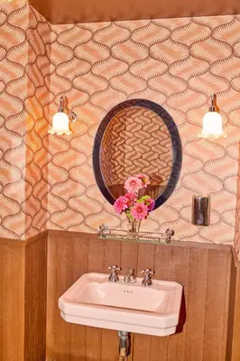 Salle de bains dans l'établissement Hôtel Les Deux Gares & Spa