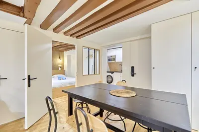 Un ou plusieurs lits dans un hébergement de l'établissement Rent a Room - Cosy 2BDR
