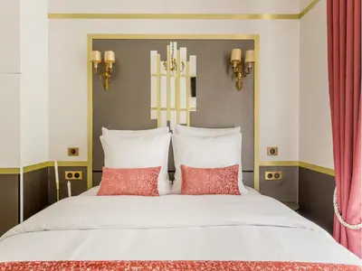 Un ou plusieurs lits dans un hébergement de l'établissement Merveil - Luxury Suite - Tour Eiffel - Laos