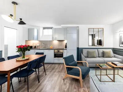 Cuisine ou kitchenette dans l'établissement LivinParis - Luxury 2 Bedrooms Opera VI