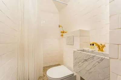 Salle de bains dans l'établissement Appartement Studio Trocadéro