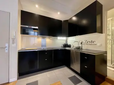 Cuisine ou kitchenette dans l'établissement PARISIAN HOME l BELLAN
