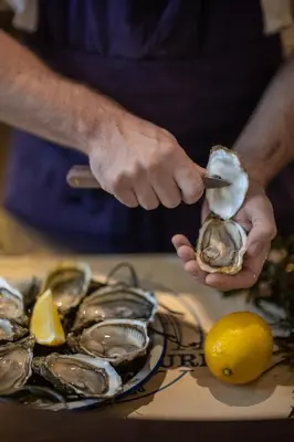 Nourriture dans l'hôtel ou à proximité