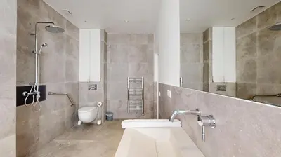 Salle de bains dans l'établissement 152 Suite Sylvie - Superbe Appartement à Paris