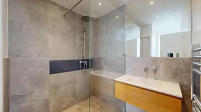 Salle de bains dans l'établissement 157 Suite Sacha - Superbe Duplex à Paris