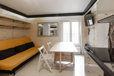 Télévision ou salle de divertissement dans l'établissement Studio a Paris et désinfection rigoureux du logis