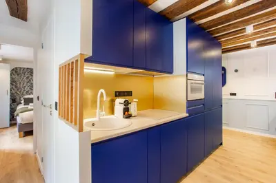 Cuisine ou kitchenette dans l'établissement Charming apartment - 1BR-4P - Le Marais