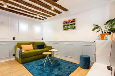 Coin salon dans l'établissement Charming apartment - 1BR-4P - Le Marais