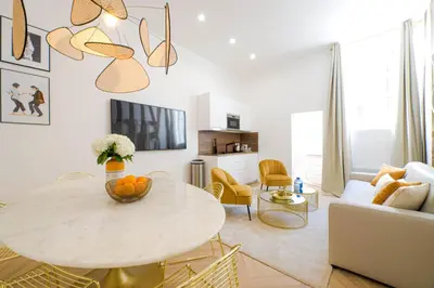 Coin salon dans l'établissement Luxury home in PARIS - Musée du Louvre