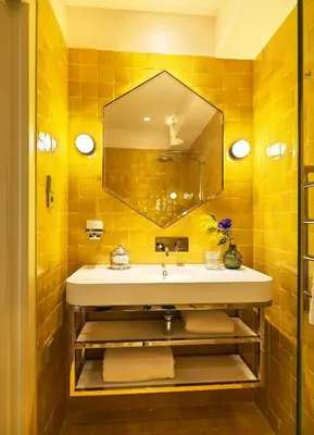 Salle de bains dans l'établissement Le Katorze Hôtel