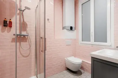 Salle de bains dans l'établissement Edgar Suites Louvre - Saint-Honoré