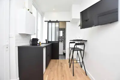 Cuisine ou kitchenette dans l'établissement Studio Gare de Lyon Accor Arena