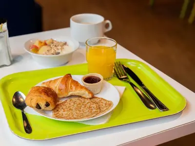 Nourriture dans l'hôtel ou à proximité