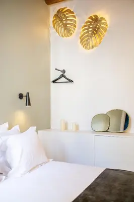 Un ou plusieurs lits dans un hébergement de l'établissement Habitat Parisien - 2BR-2BA - Marais - Hôtel de Ville