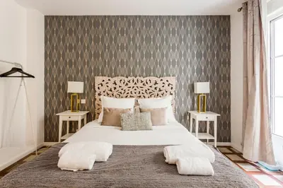 Un ou plusieurs lits dans un hébergement de l'établissement 180 Suite Eden, Luxury APT at Sacré Coeur
