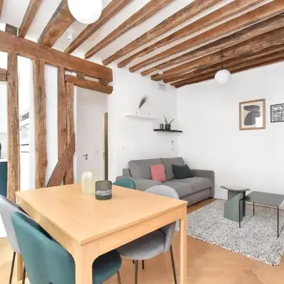 Authentic apartment 1BR-4P République - Le Marais